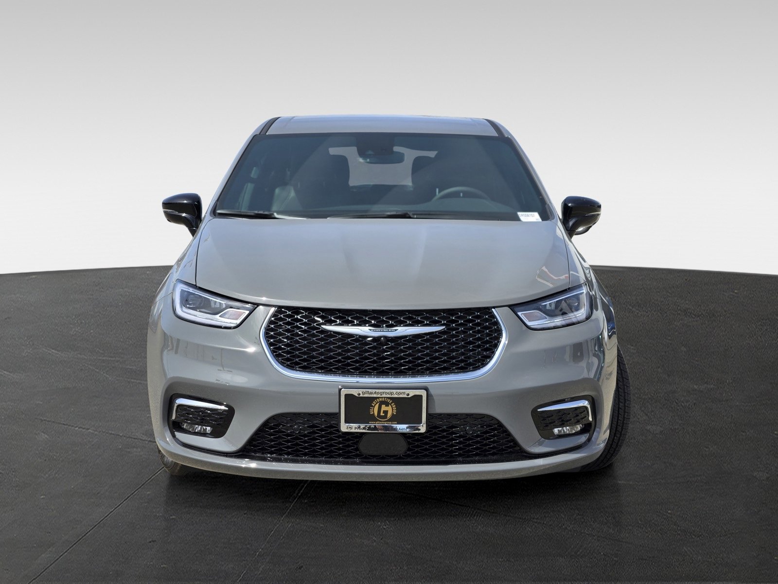 New 2025 Chrysler Pacifica Select w/ Uconnect Theater Family Group image 2