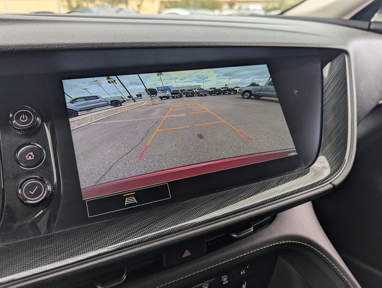 Certified 2023 Buick Envision Preferred image 30