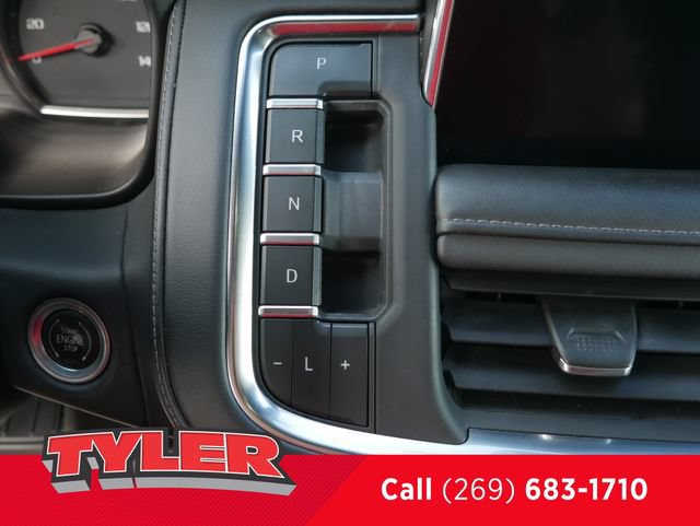 Used 2021 Chevrolet Suburban Z71 AWD/4WD image 34