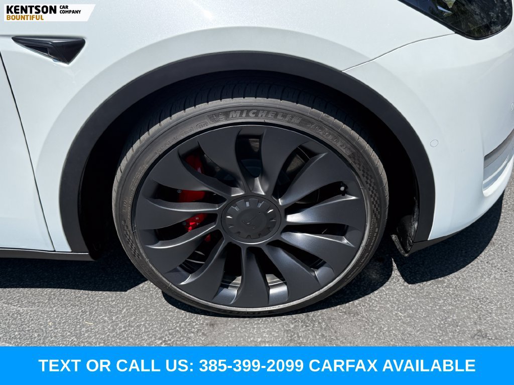 Used 2022 Tesla Model Y Performance AWD/4WD image 13