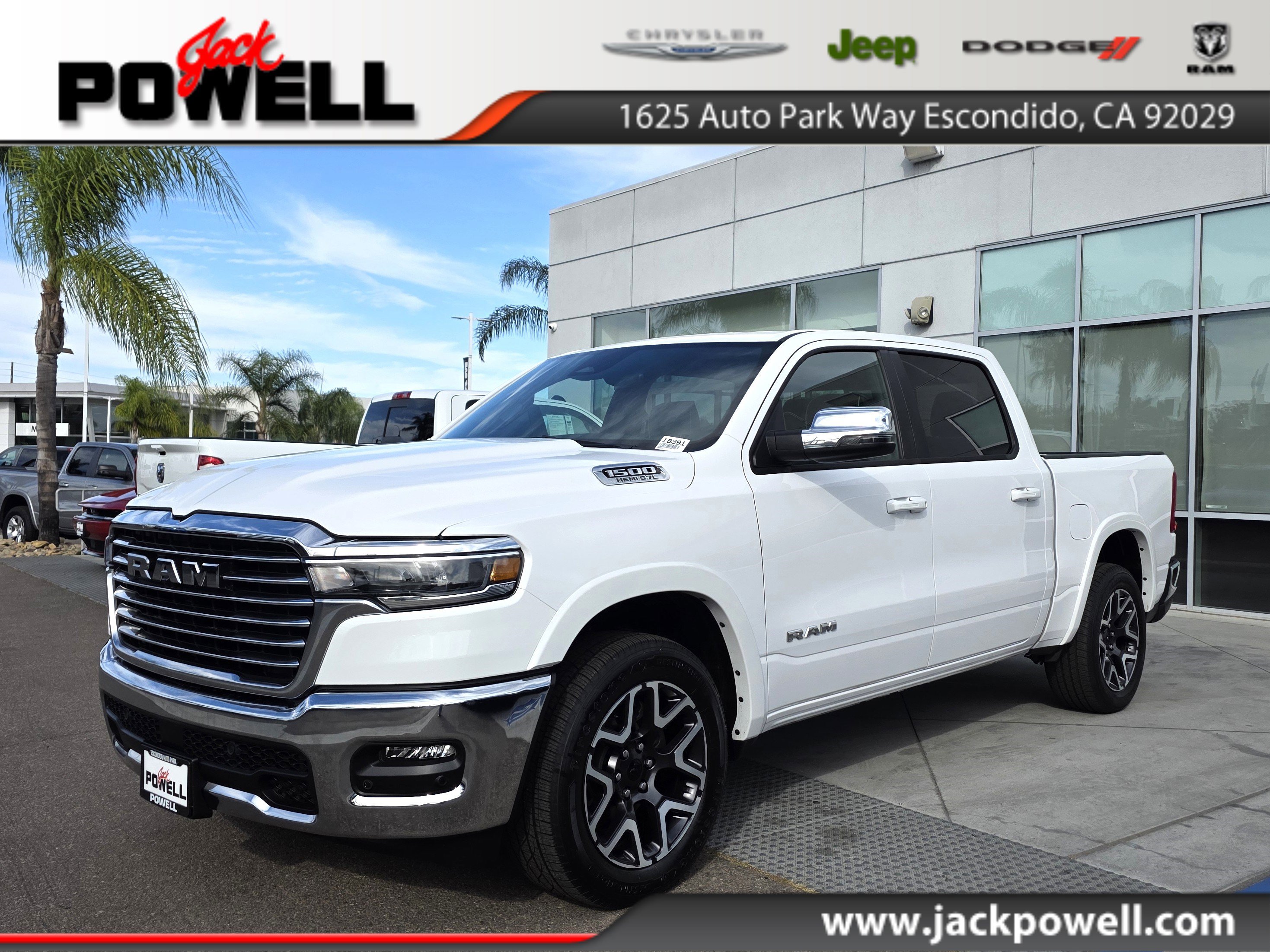 Certified 2025 RAM 1500 Laramie AWD/4WD image 1