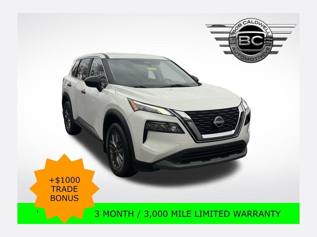 Used 2023 Nissan Rogue S image 1