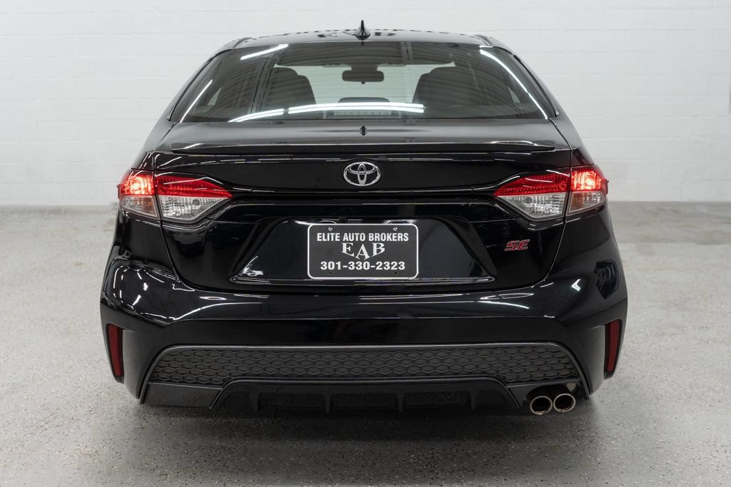 Used 2021 Toyota Corolla SE FWD image 4