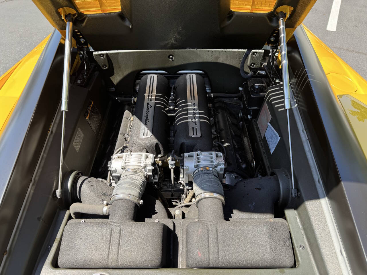 Used 2004 Lamborghini Gallardo AWD/4WD image 30