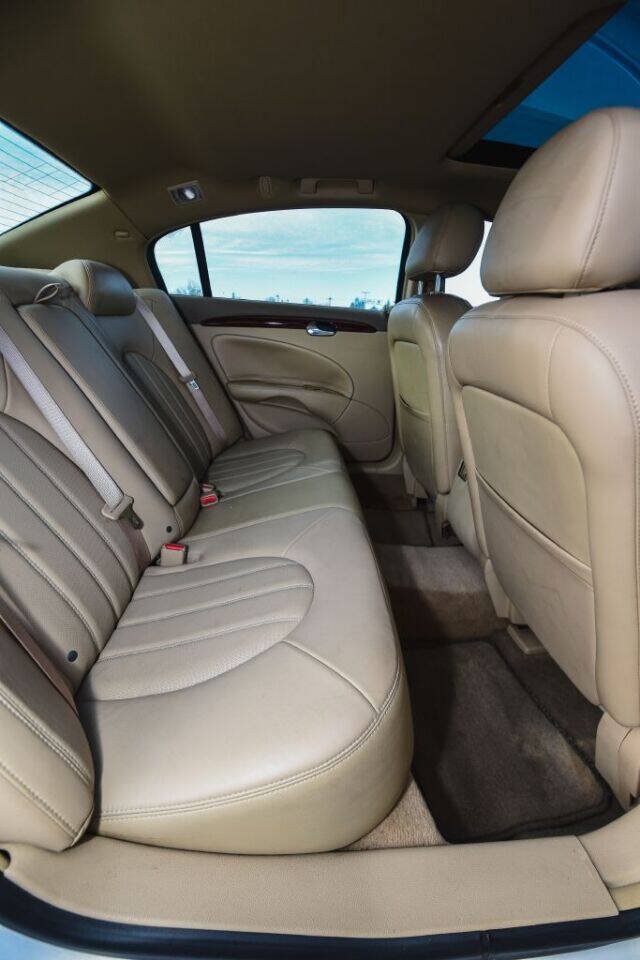 Used 2006 Buick Lucerne CXL w/ Luxury Package FWD image 31