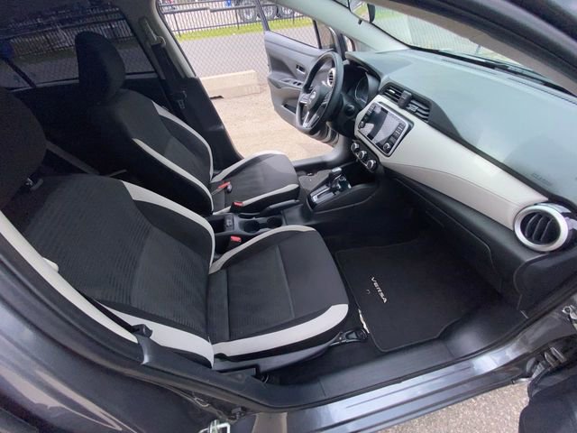 Used 2021 Nissan Versa SV FWD image 30