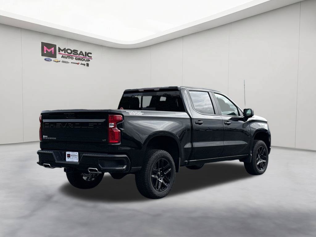 Used 2026 Chevrolet Silverado 1500 LT Trail Boss w/ LT Trail Boss Premium Package AWD/4WD image 7