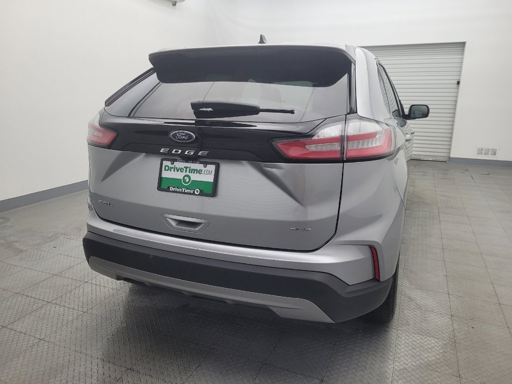 Used 2024 Ford Edge SEL image 7
