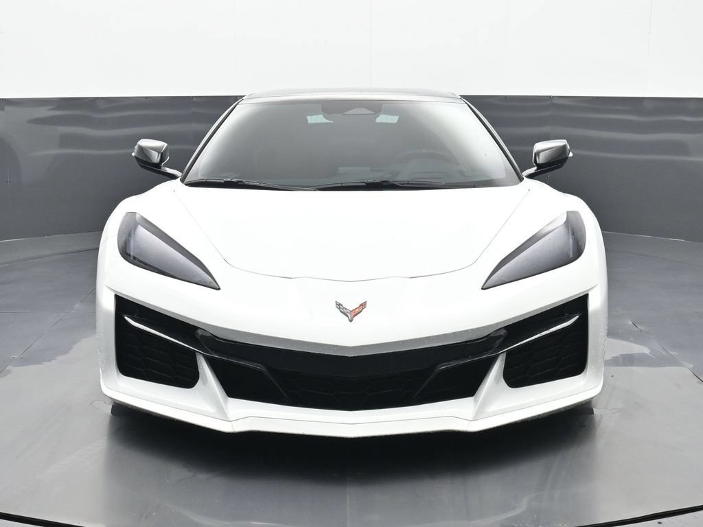 Used 2025 Chevrolet Corvette Z06 RWD image 20