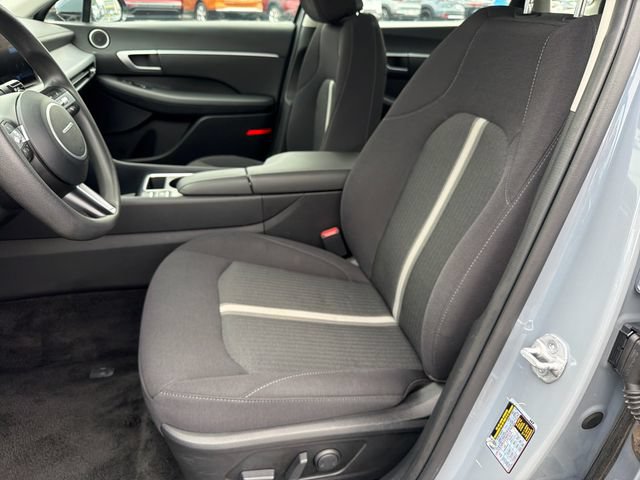 Used 2025 Hyundai Sonata SEL FWD image 10