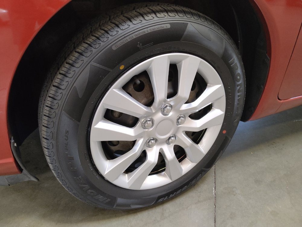 Used 2018 Nissan Versa Note SV FWD image 31