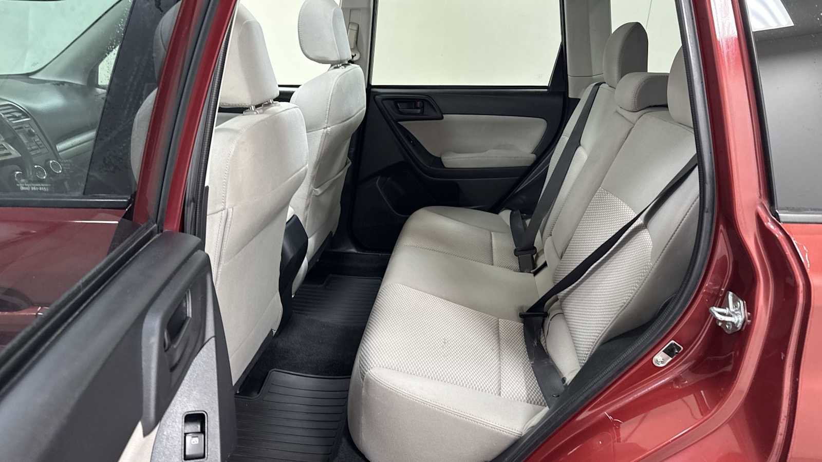 Used 2015 Subaru Forester 2.5i Premium w/ All-Weather Package image 24