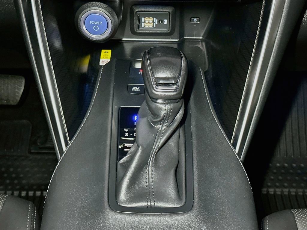 Certified 2021 Toyota Venza Limited w/ Advanced Technology Package image 14