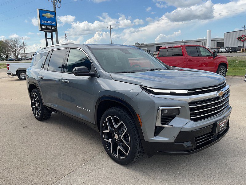 New 2026 Chevrolet Traverse High Country AWD/4WD image 4