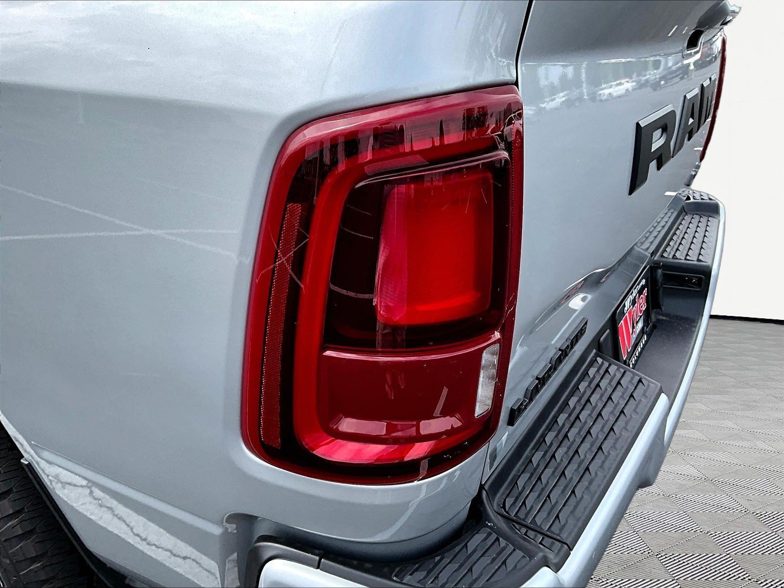 New 2026 RAM 2500 Laramie AWD/4WD image 15