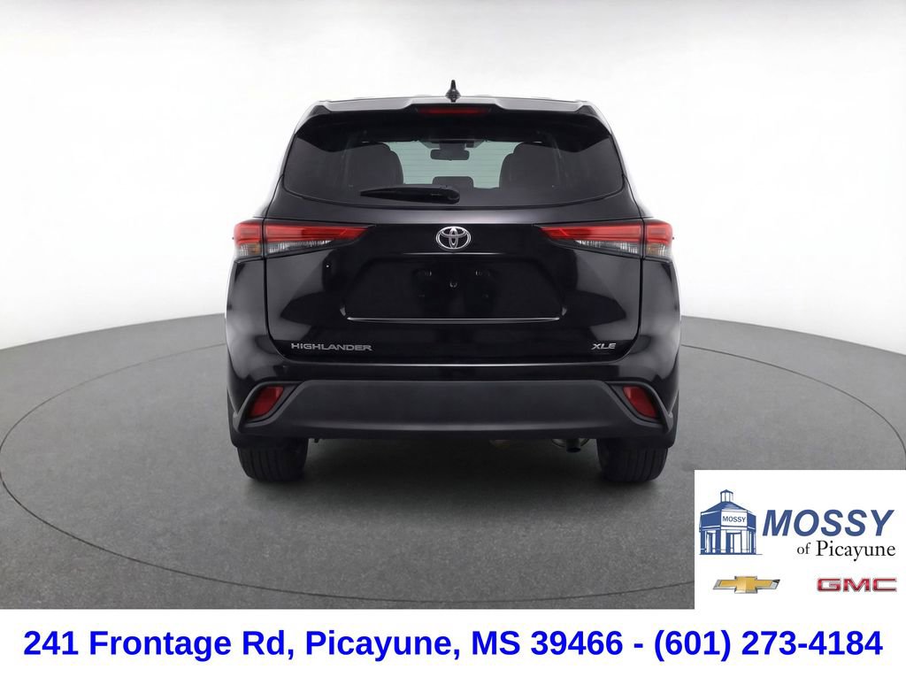 Used 2020 Toyota Highlander XLE image 8
