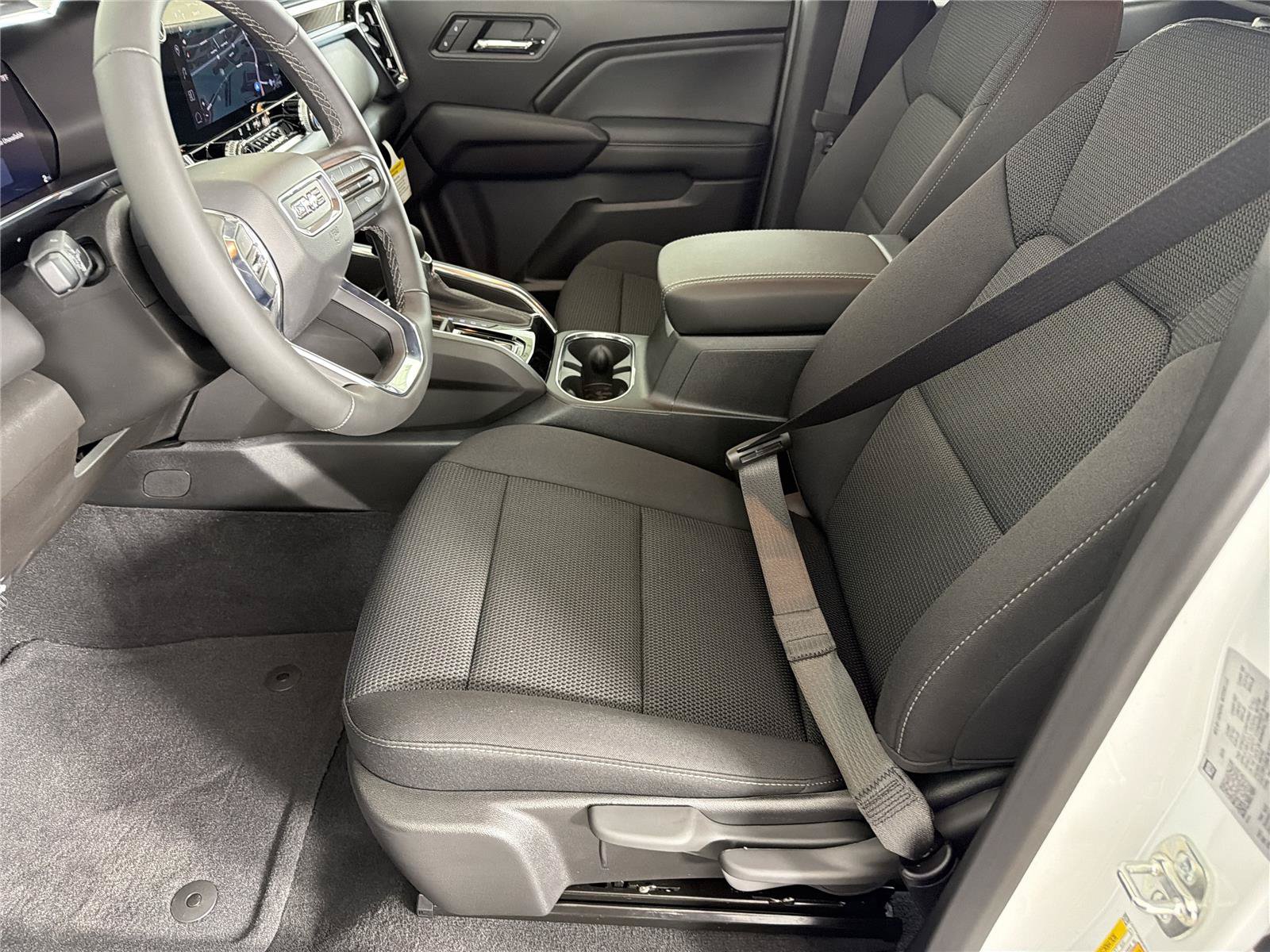 New 2026 GMC Canyon Elevation RWD image 7