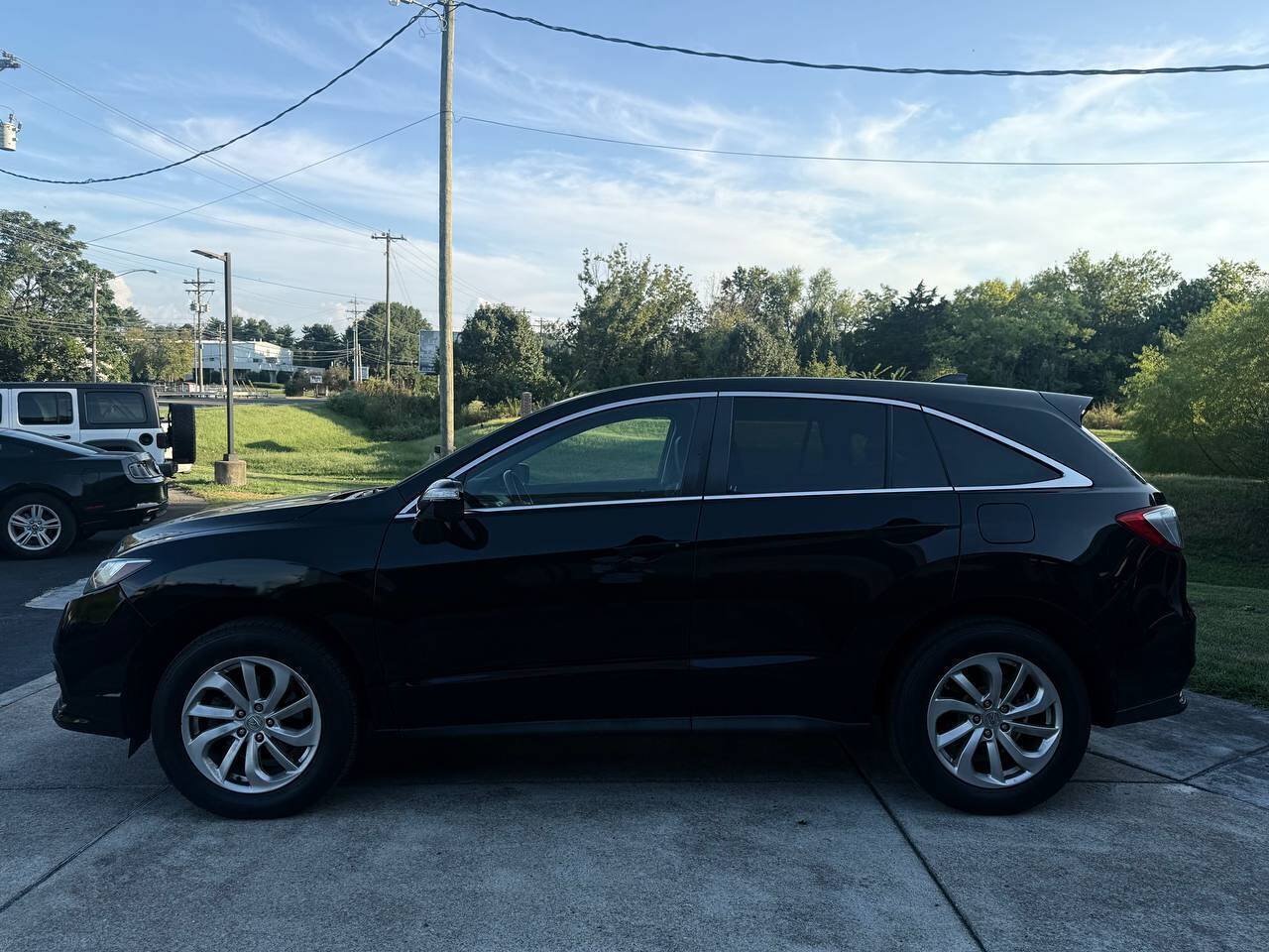 Used 2018 Acura RDX AWD image 3
