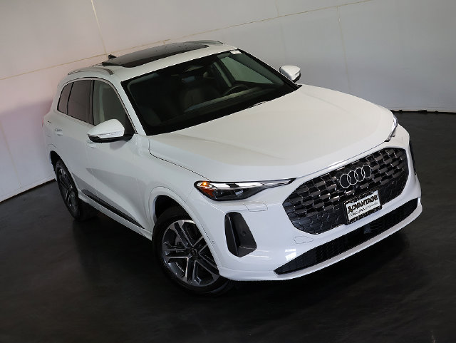 Used 2025 Audi Q5 Premium w/ Convenience Package AWD/4WD image 7