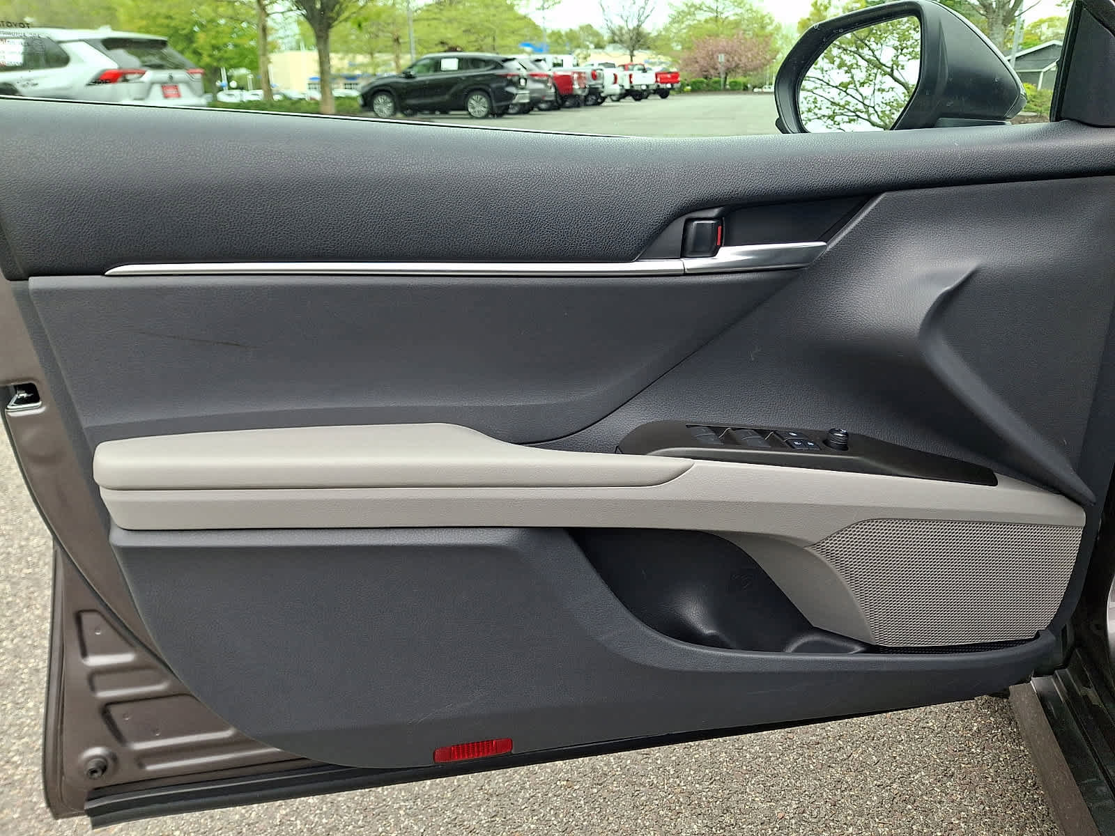 Certified 2021 Toyota Camry LE AWD/4WD image 14
