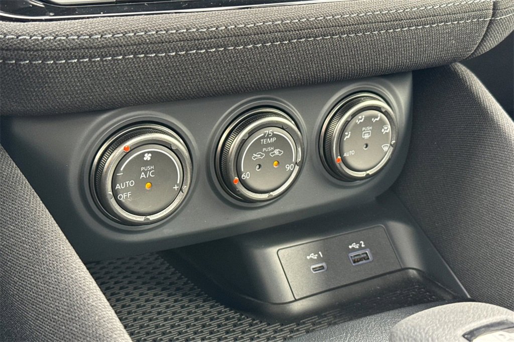 Used 2024 Nissan Z Sport w/ Floor Mat Package image 17