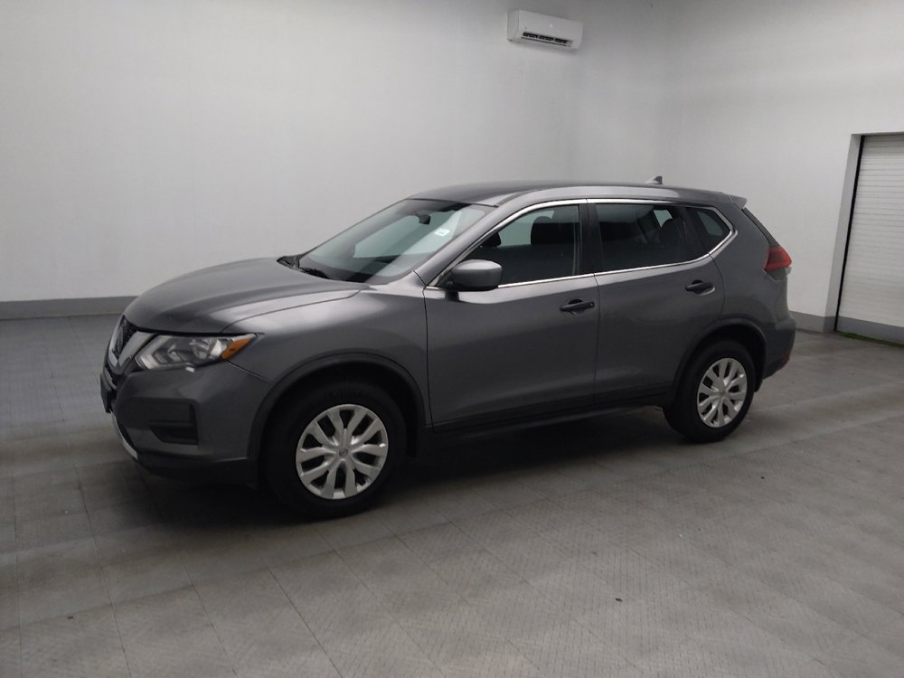 Used 2018 Nissan Rogue S image 2