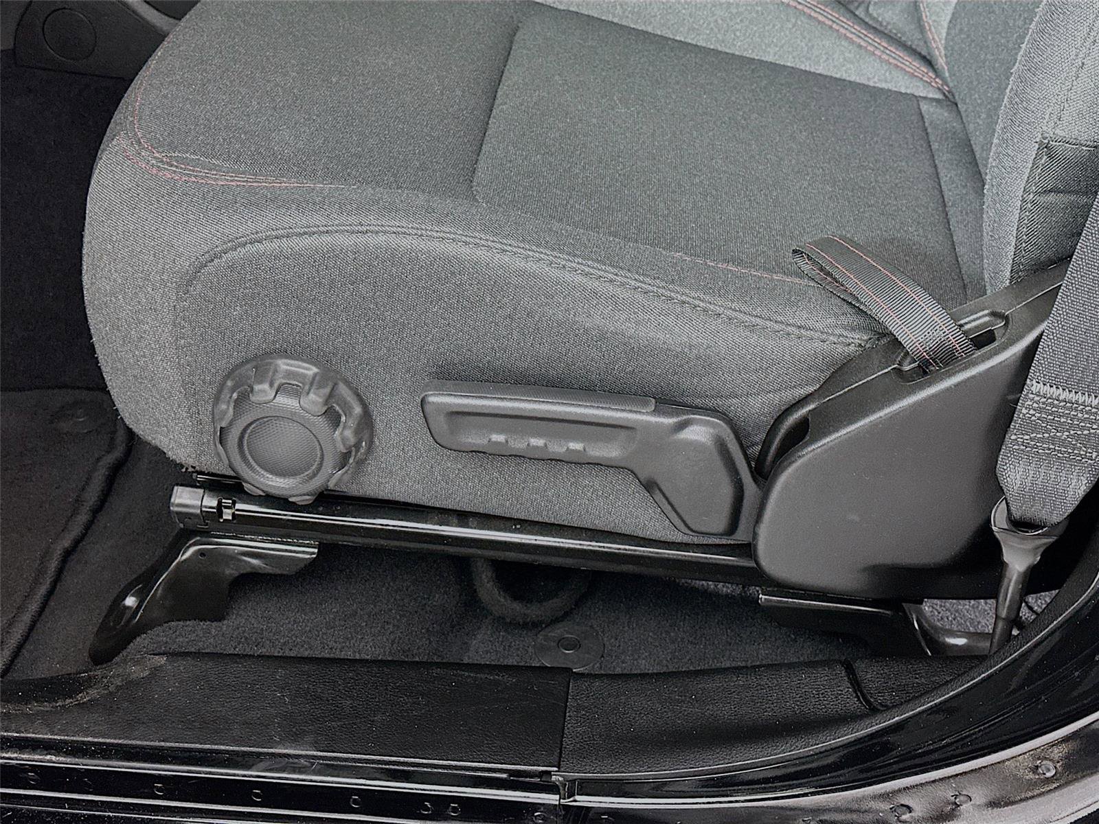 Used 2025 Jeep Wrangler Unlimited Rubicon image 20