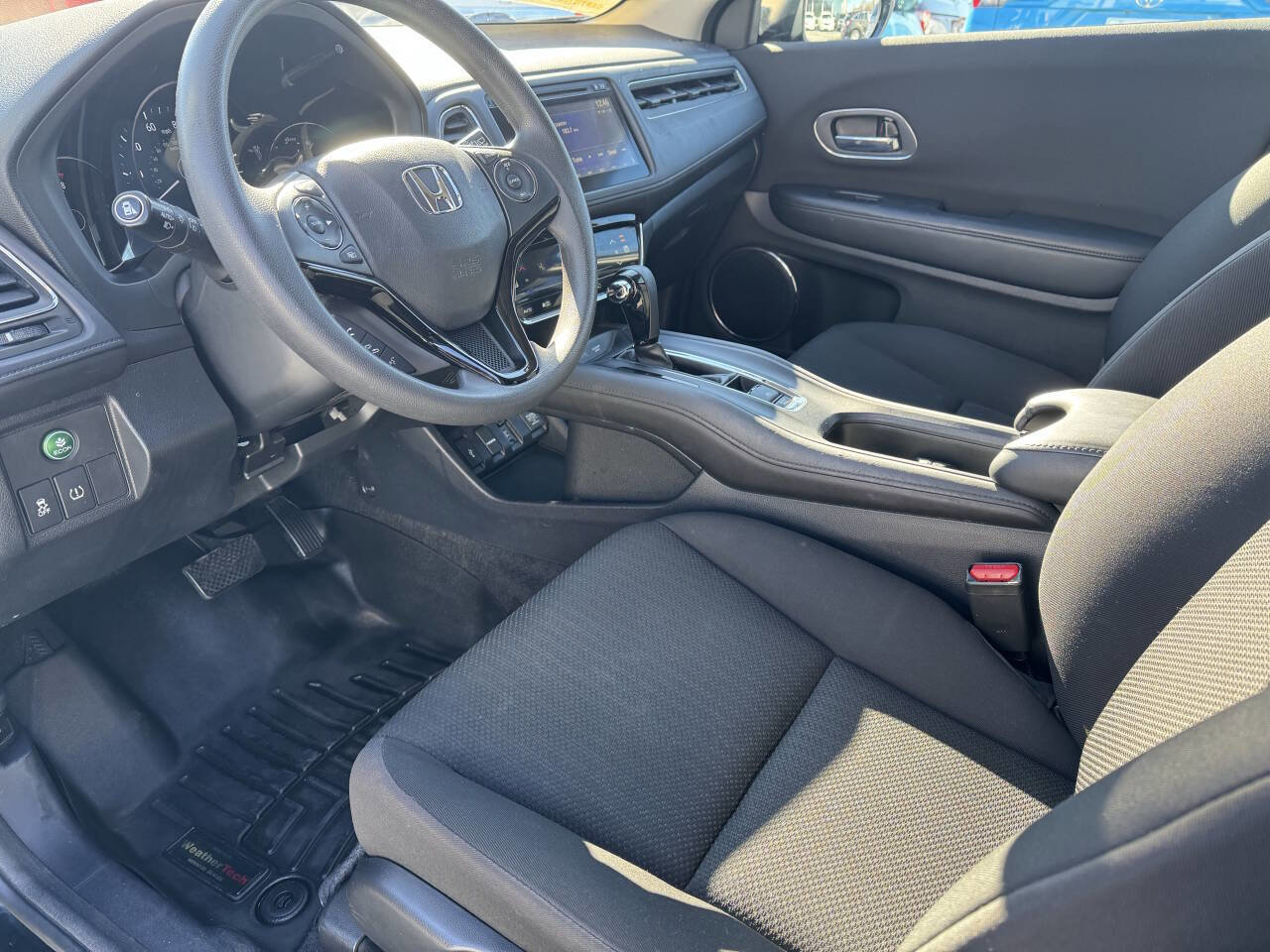 Used 2017 Honda HR-V EX image 12