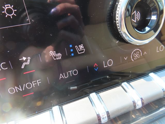 Certified 2025 GMC Sierra EV Denali AWD/4WD image 34