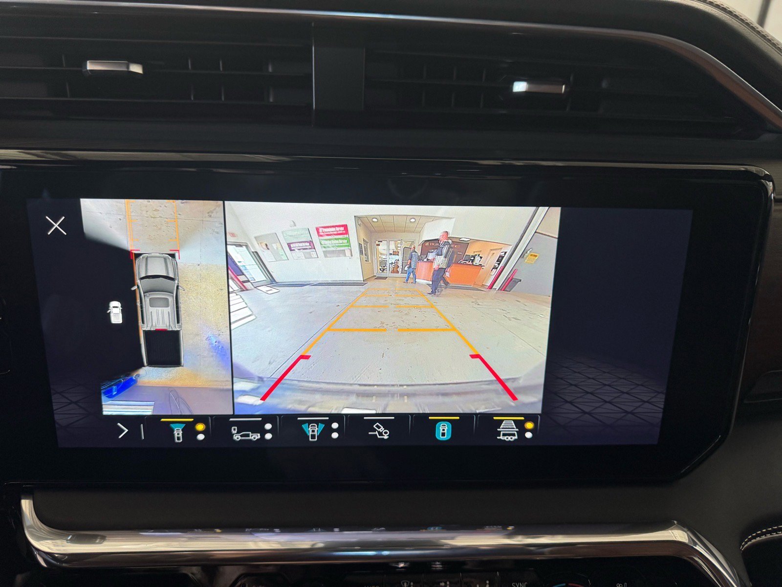 Used 2023 GMC Sierra 1500 Denali Ultimate image 26