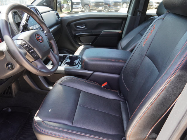 Used 2024 Nissan Titan PRO-4X w/ Pro-4x Convenience Package AWD/4WD image 20