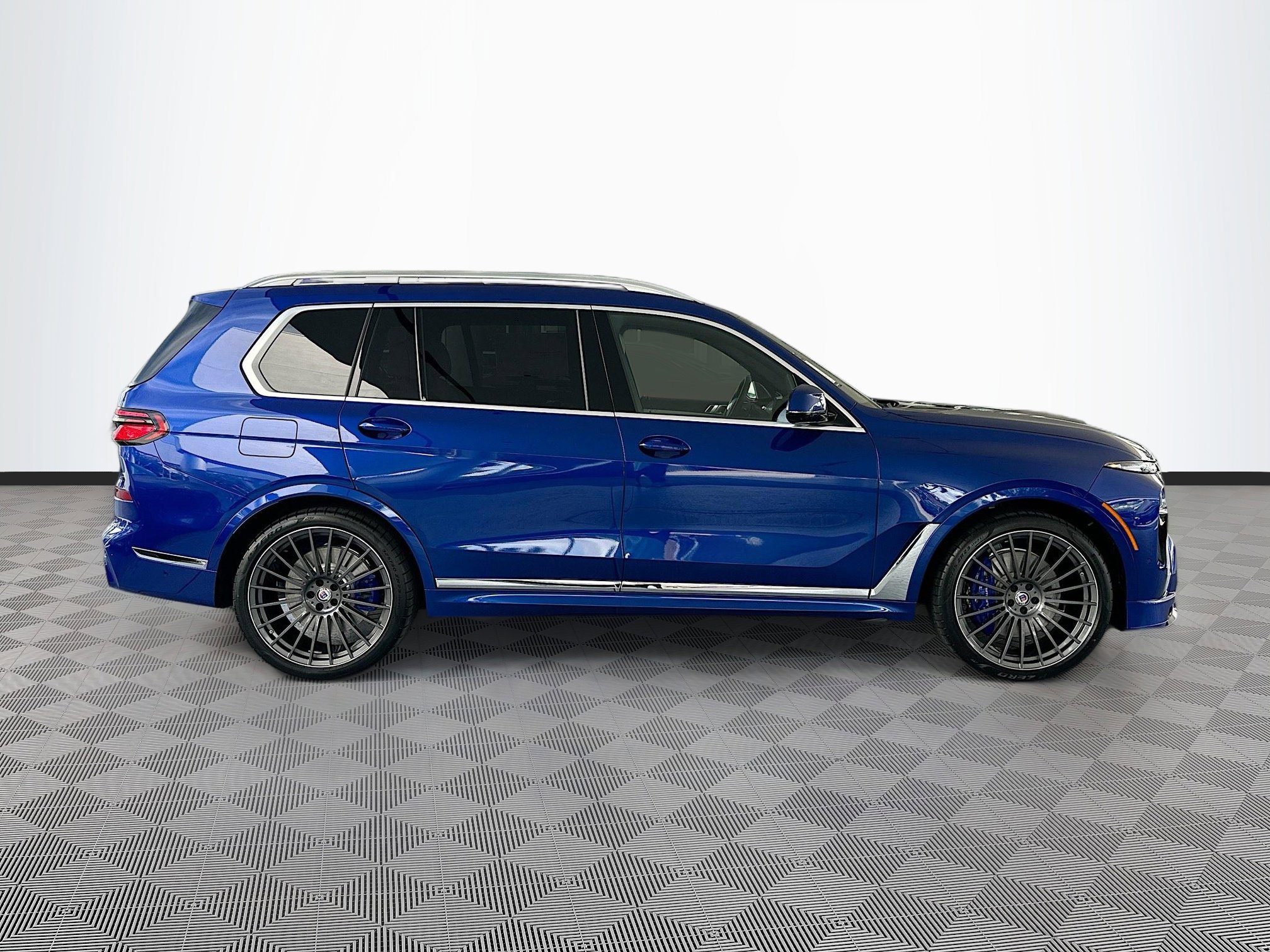 New 2026 BMW ALPINA XB7 image 8
