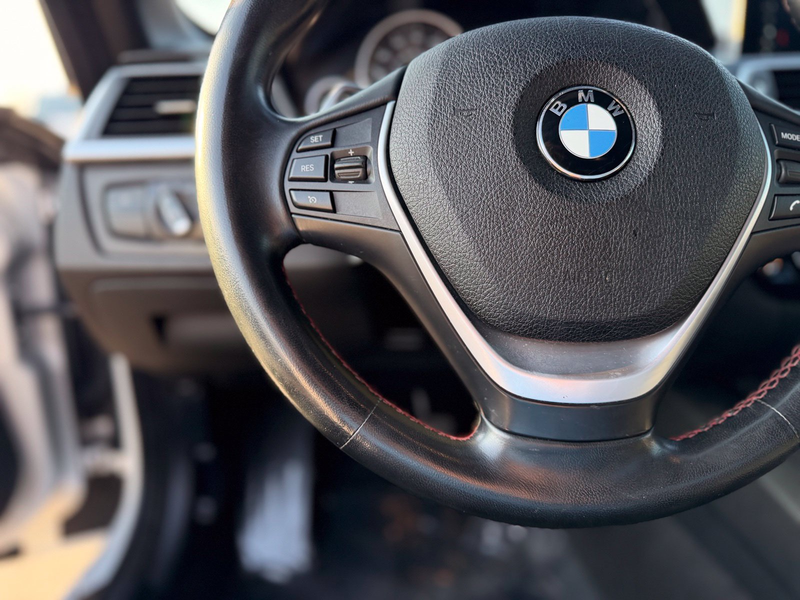 Used 2018 BMW 430i xDrive Convertible AWD/4WD image 18