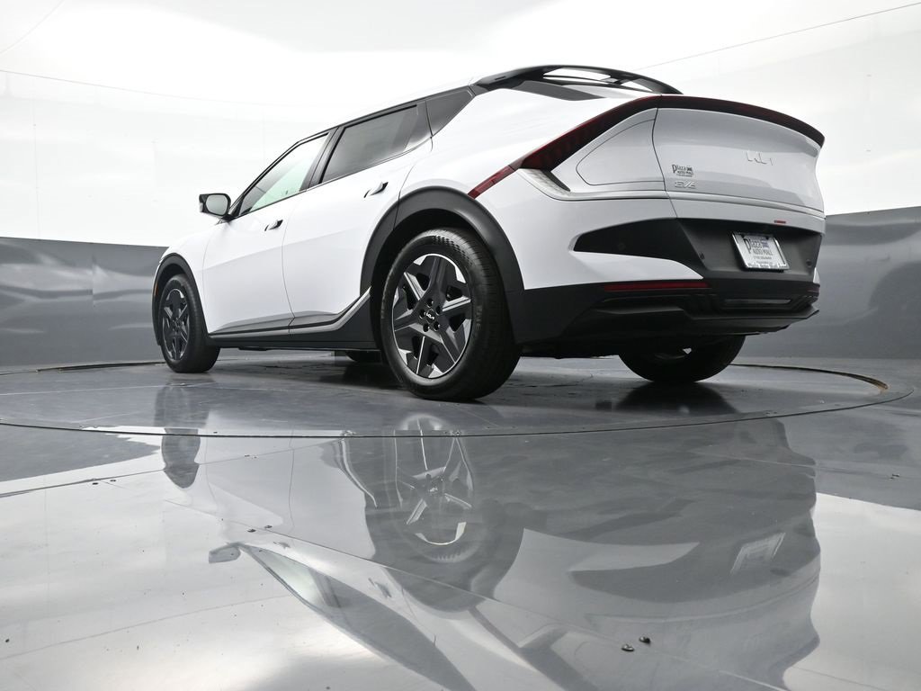 New 2025 Kia EV6 Light image 30