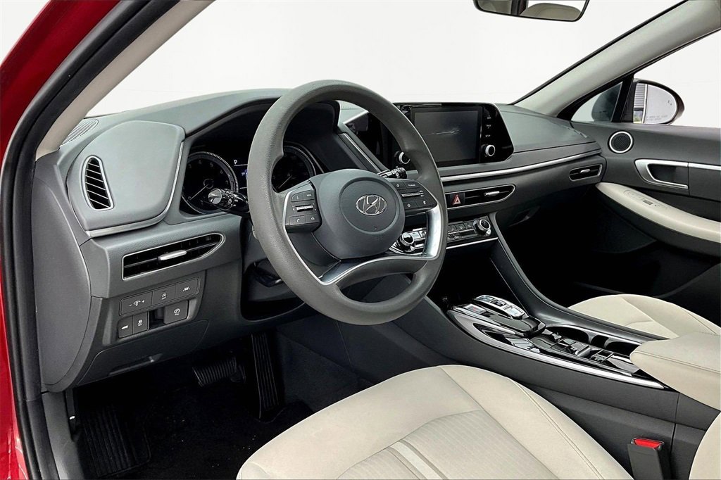 Used 2023 Hyundai Sonata SE image 14