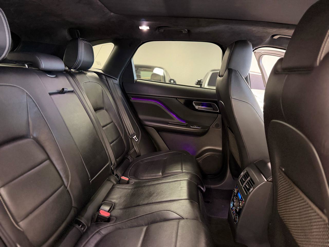Used 2017 Jaguar F-PACE S AWD/4WD image 23