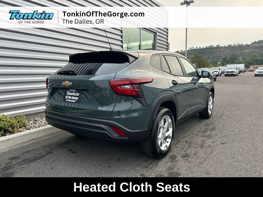 New 2026 Chevrolet Trax LS w/ LS Convenience Package FWD image 3