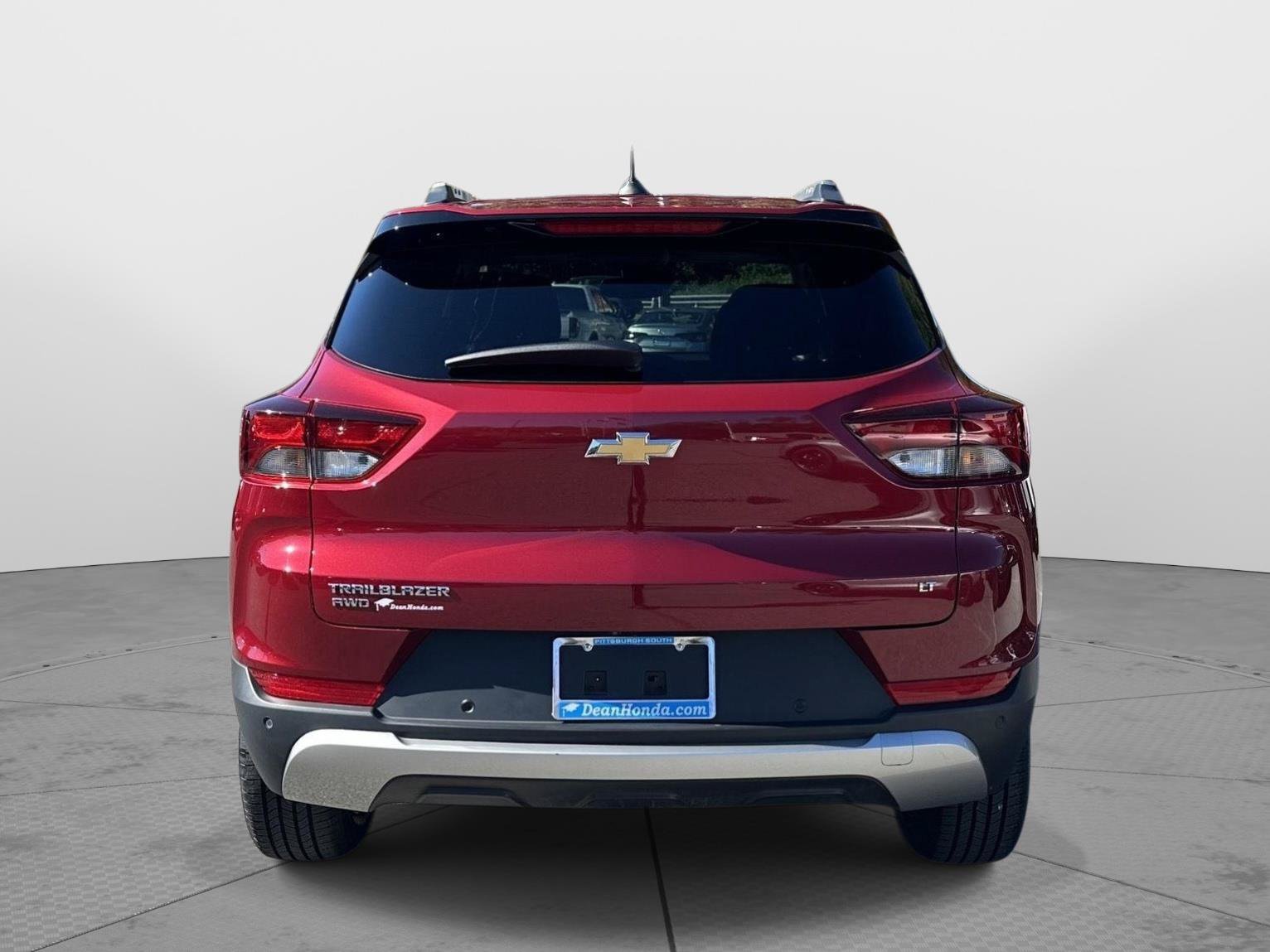Used 2021 Chevrolet TrailBlazer LT w/ Convenience Package AWD/4WD image 4