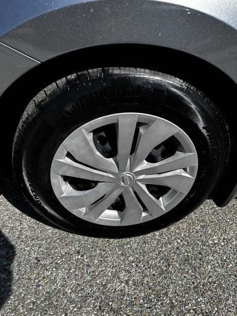 Used 2024 Nissan Versa S w/ Trunk Package image 10