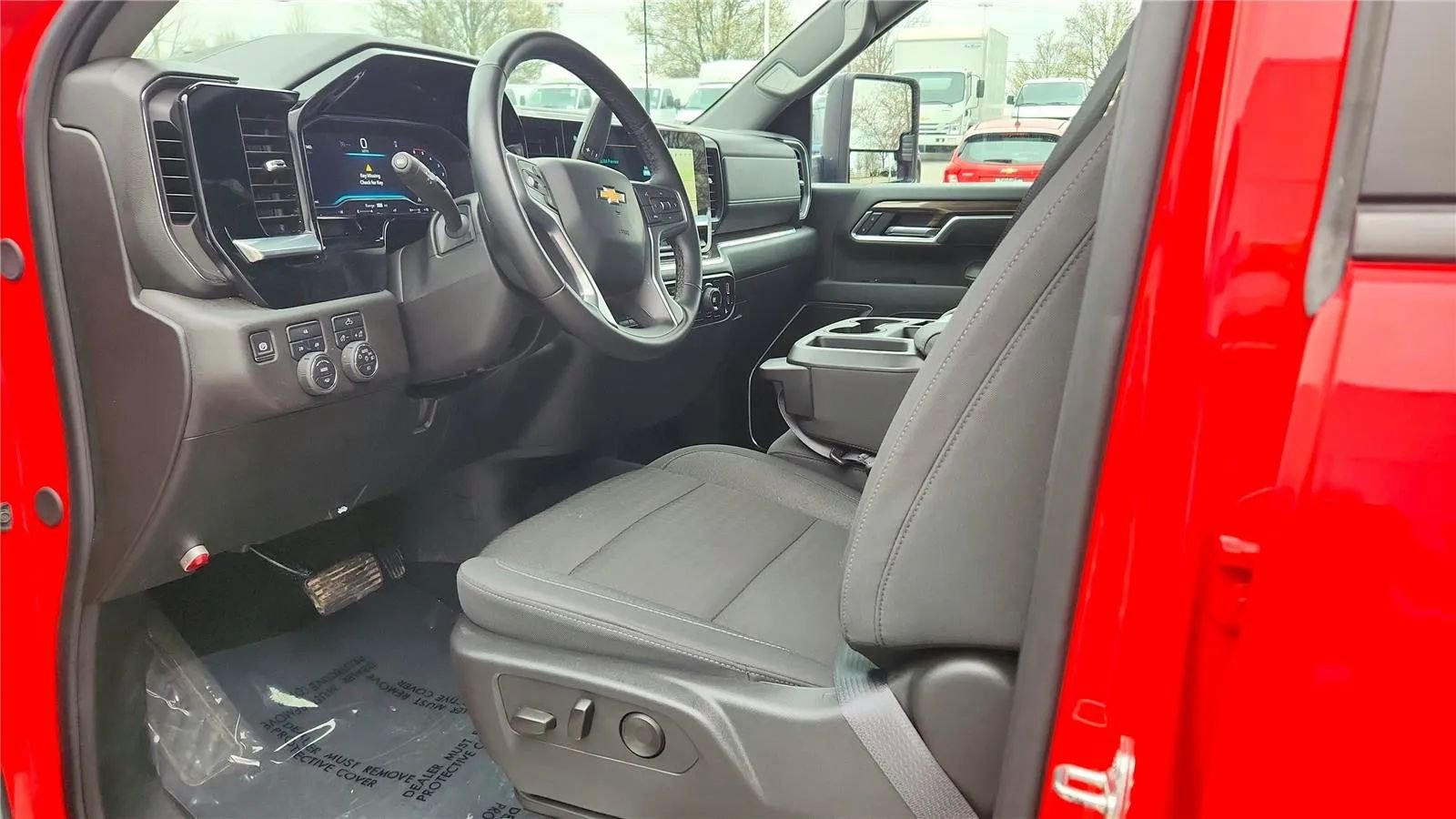 Used 2025 Chevrolet Silverado 3500 LT w/ Convenience Package image 26