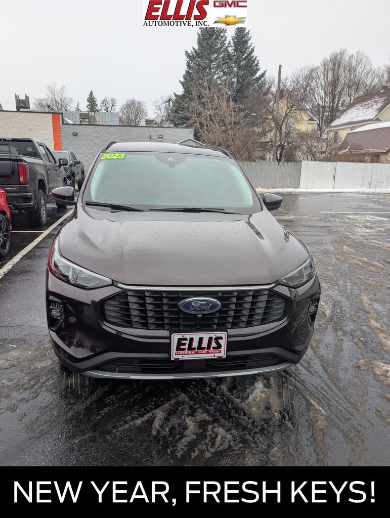 Used 2023 Ford Escape Platinum w/ Premium Technology Package