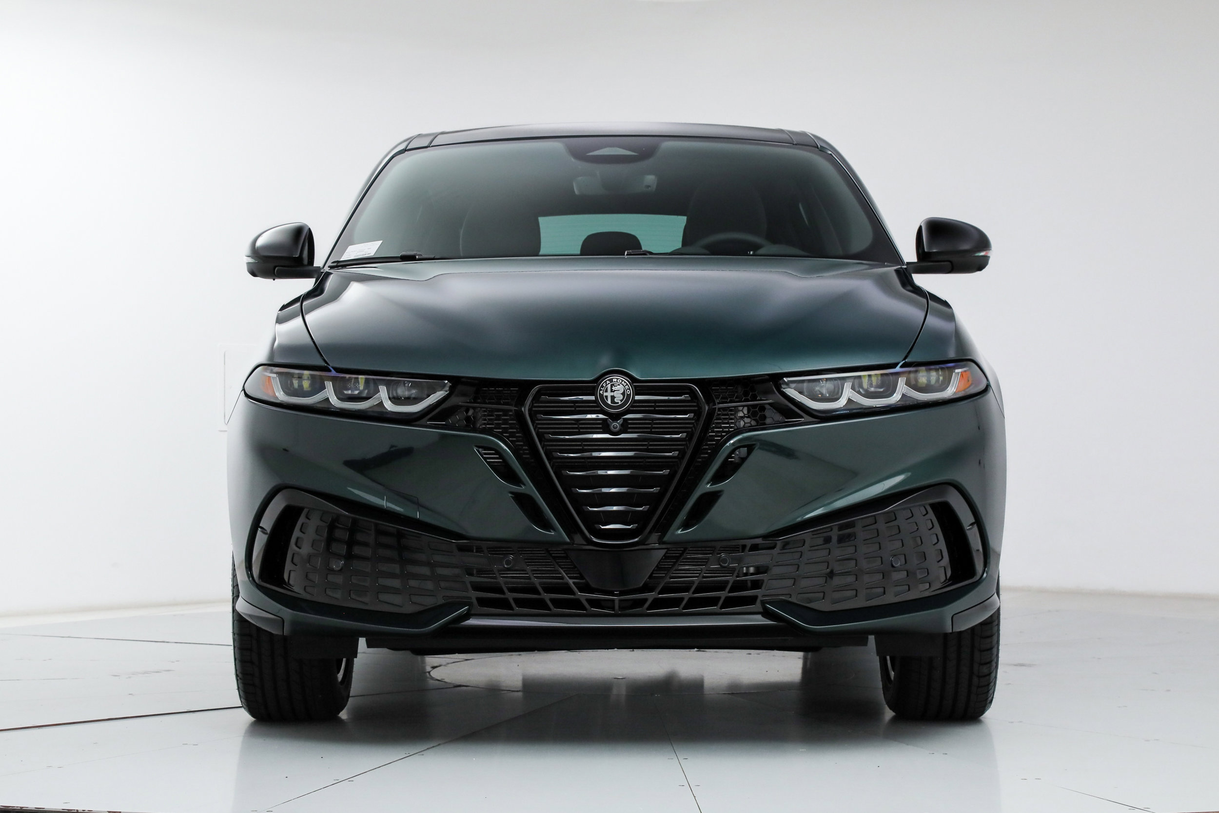 New 2026 Alfa Romeo Tonale Sprint w/ Active Assist Package AWD/4WD image 8