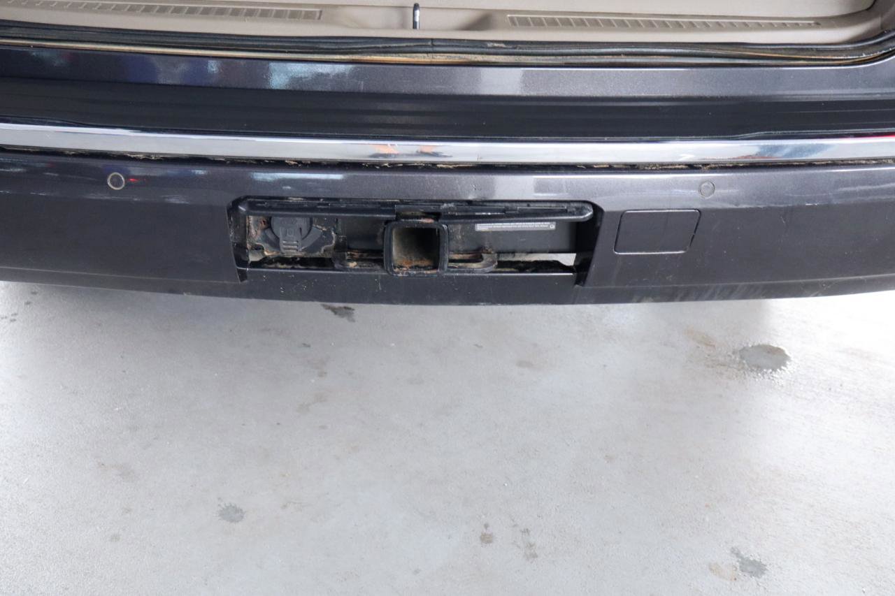 Used 2015 Chevrolet Suburban LTZ AWD/4WD image 32