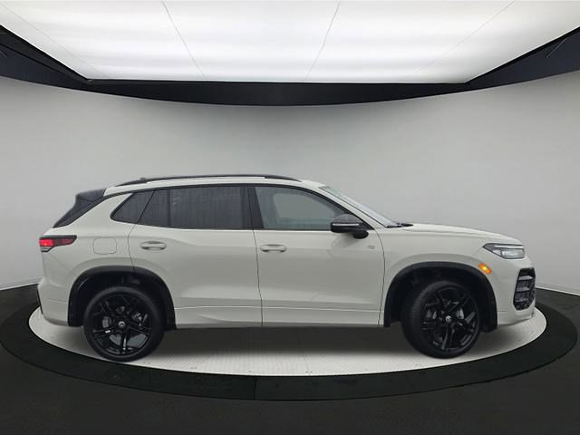 New 2026 Volkswagen Tiguan SE R-Line image 8