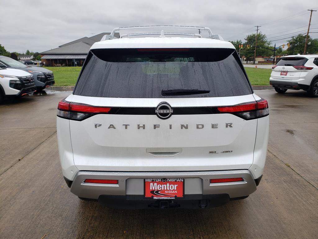 Certified 2025 Nissan Pathfinder SL w/ SL Premium Package image 6
