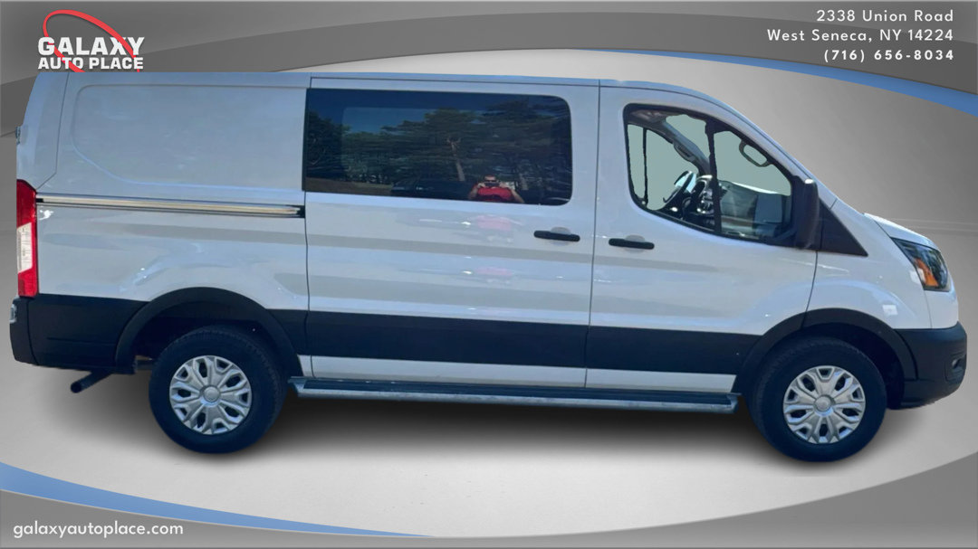 Used 2024 Ford Transit 250 Low Roof w/ Exterior Upgrade Package image 4