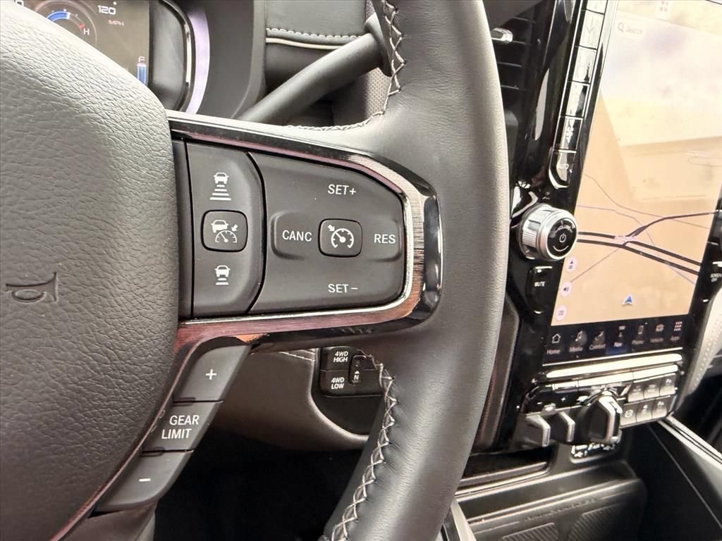 Used 2024 RAM 3500 Limited AWD/4WD image 19