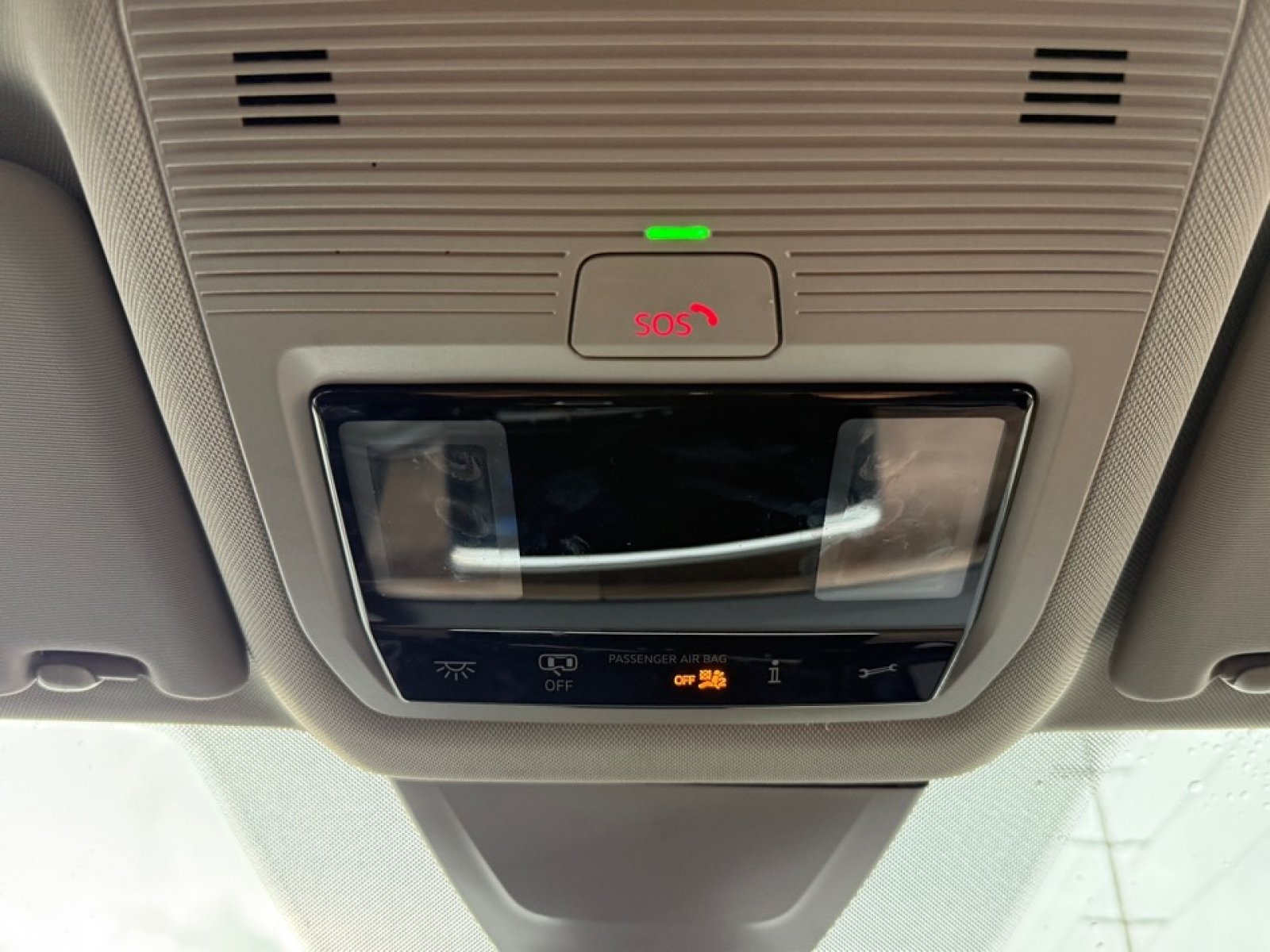 Used 2025 Volkswagen Atlas SE AWD/4WD image 38