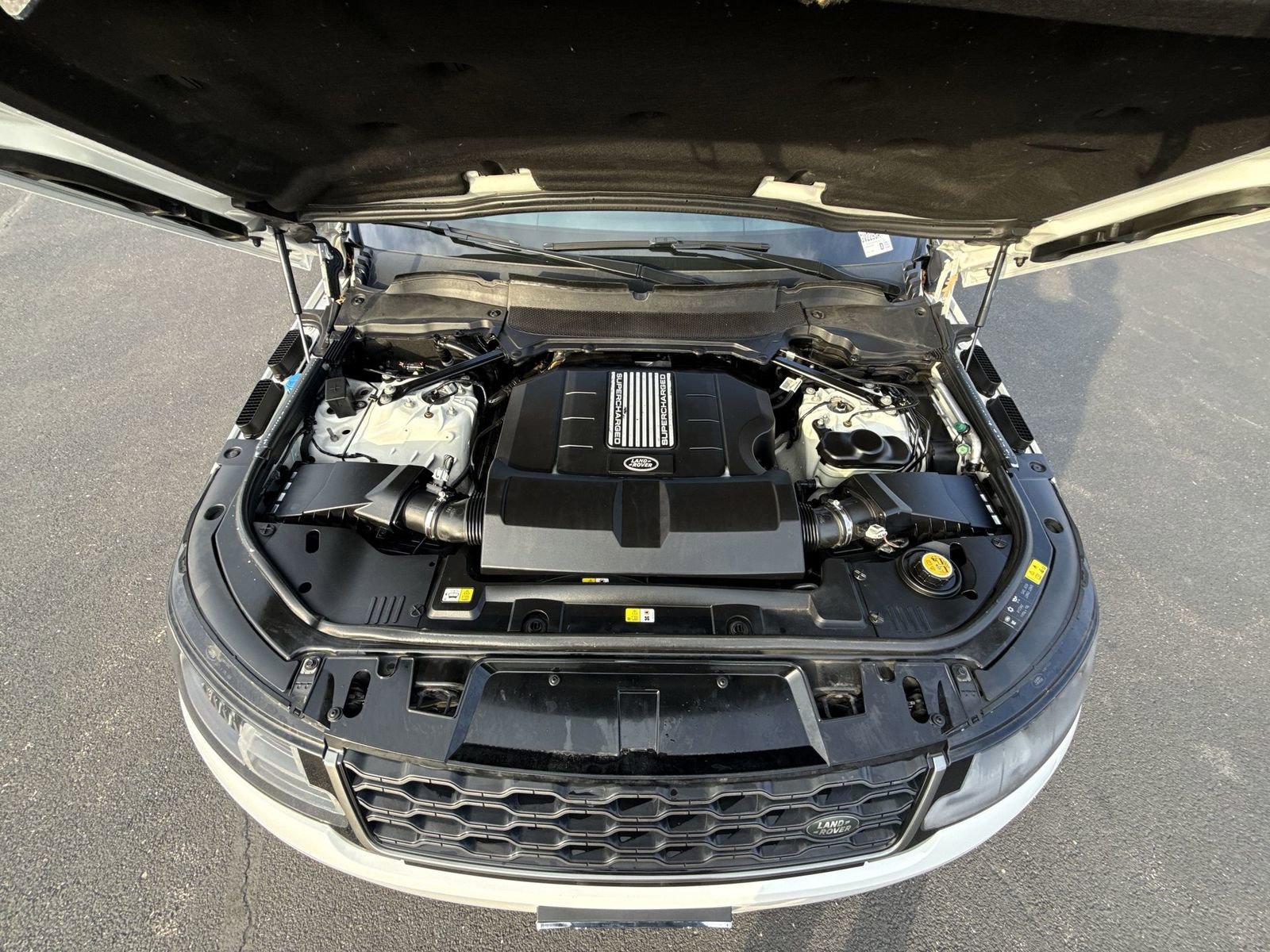 Used 2018 Land Rover Range Rover Sport Supercharged image 26