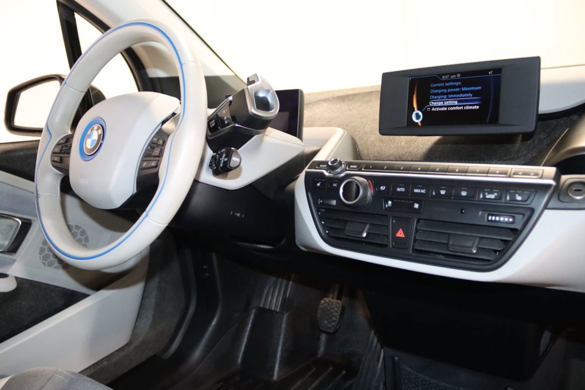 Used 2014 BMW i3 RWD image 55